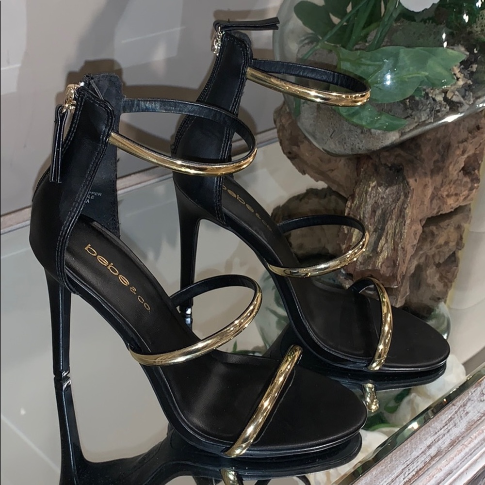 Brand new ! Bebe heels.